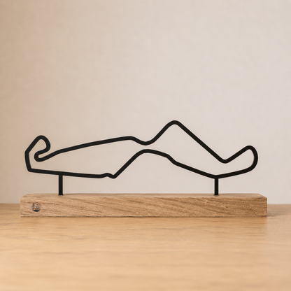 Outlinr TT Circuit Assen | Stalen Silhouet op Hout