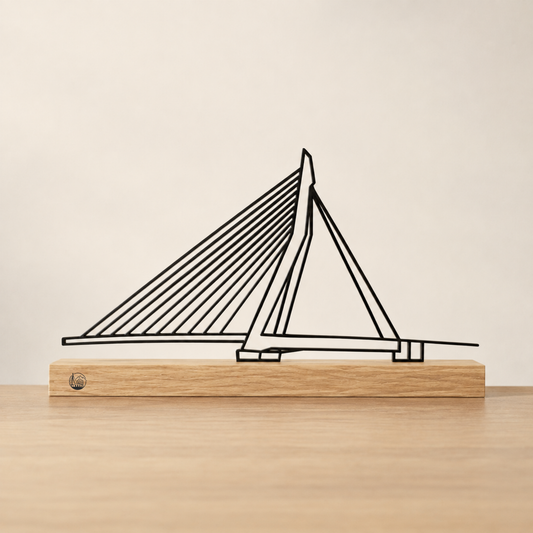 Outlinr Erasmusbrug | Stalen Silhouet op Hout