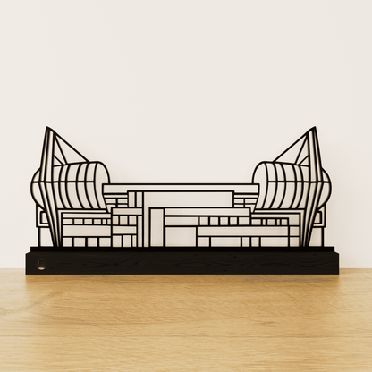 Minimalistisch Phillips Stadion silhouet van zwart staal op een matzwart eikenhouten voetstuk.